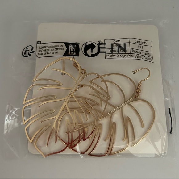Golden Monstera Leaf Holographic Cut-out Dangle Earrings - Picture 2 of 6